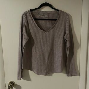 light purple sweater long sleeve V-neck